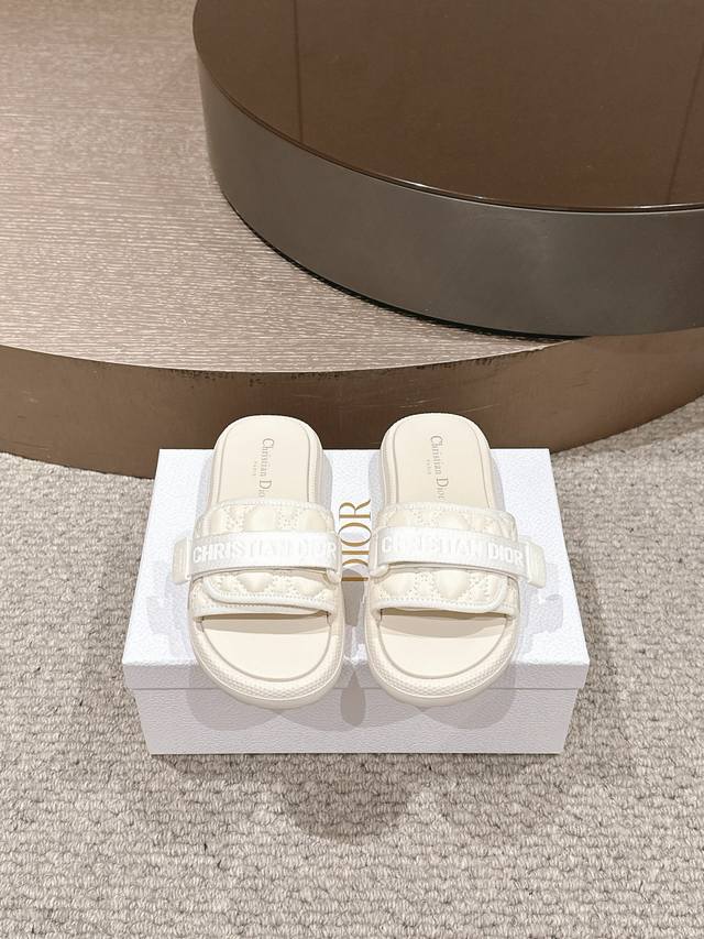 Top version: Women's Dior's latest Dway series Velcro monogram thick-soled sanda