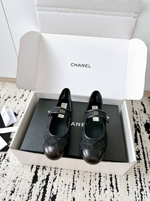 New single shoes at the purchasing level Counter quality One of the classic mode