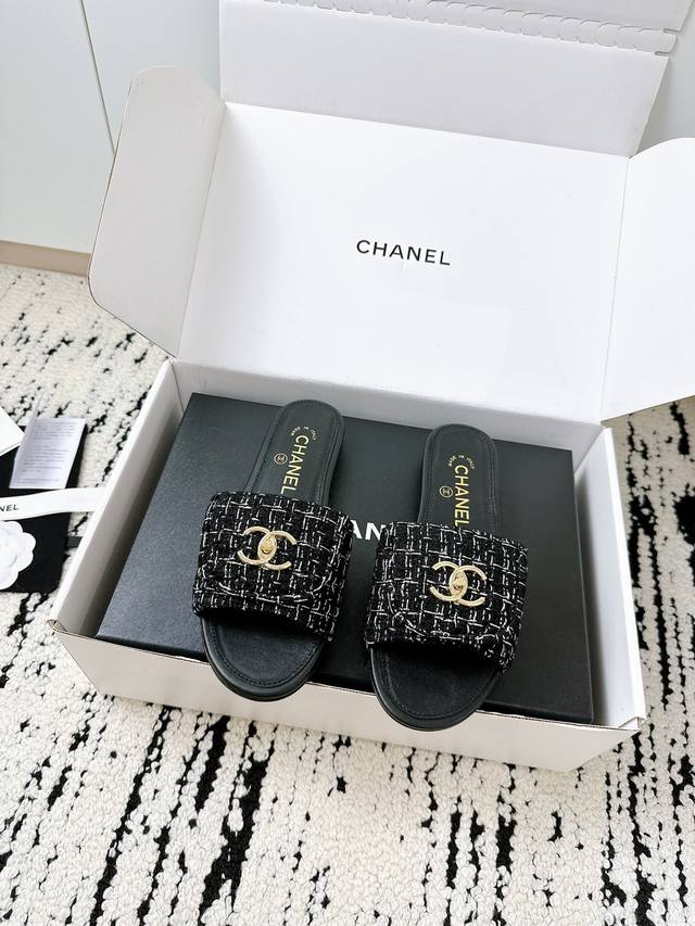 New slippers at the purchasing level Counter quality One of the classic models t