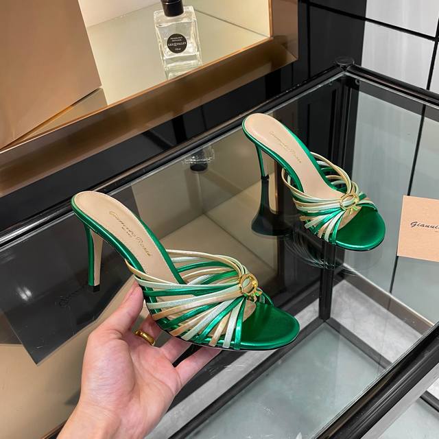 Gianvito Rossi 2025 new slippers Original development top version Purchasing qua