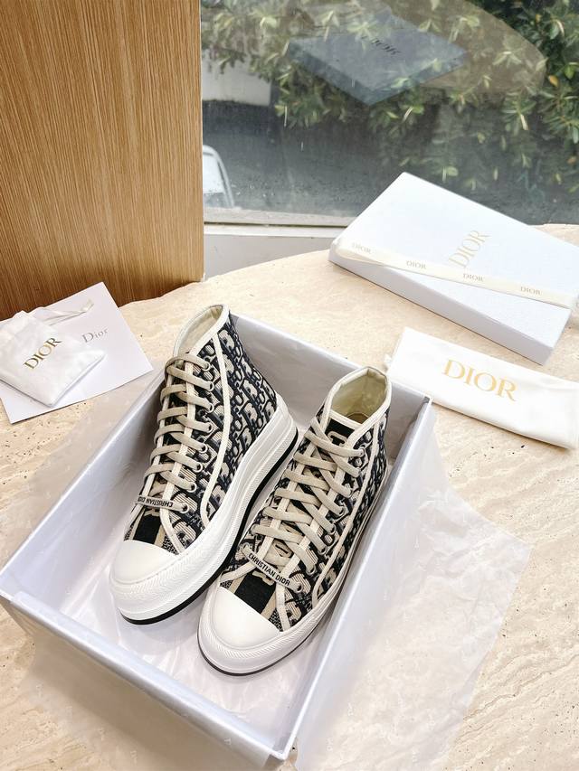 Low-top and high-top G023 top version Dior Walk'n series presbyopia embroidered