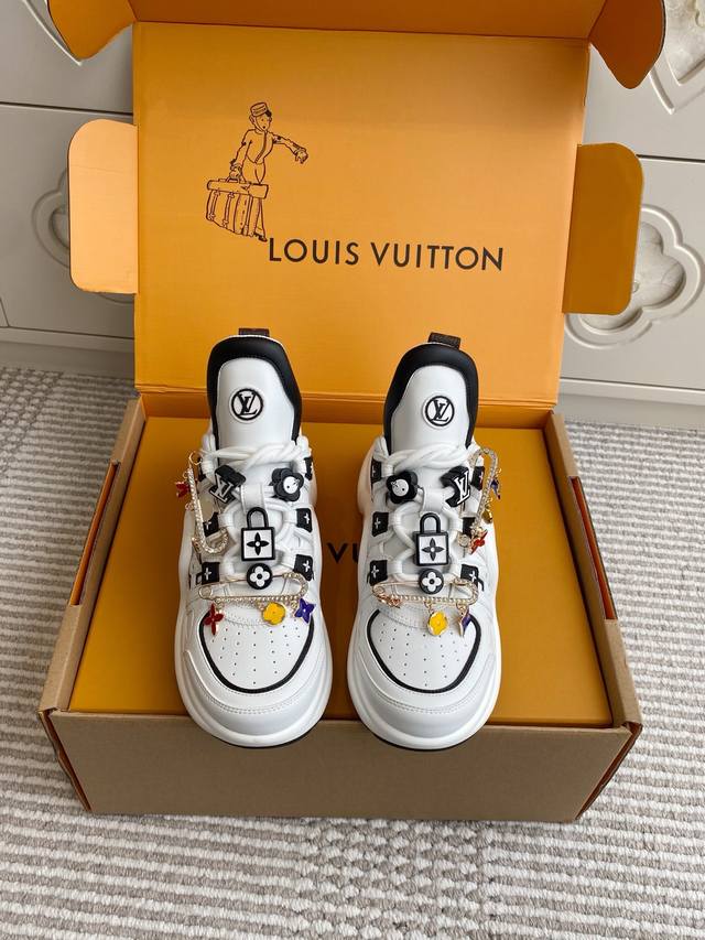 Accessories + 50 Original box packaging Lv 2025 Spring and Summer new thick-sole