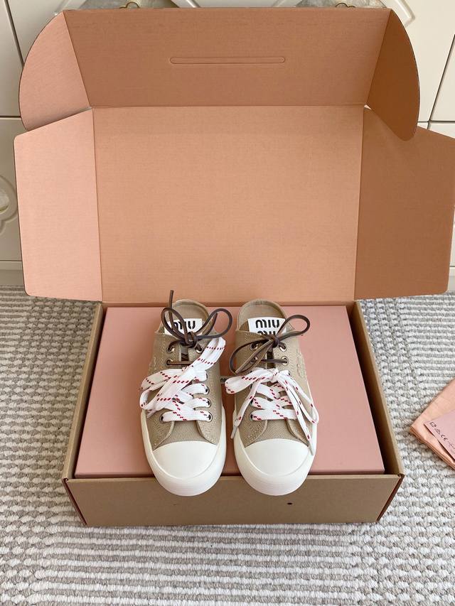 Official website synchronized box packaging Miumi* 25Ss Retro style biscuit shoe