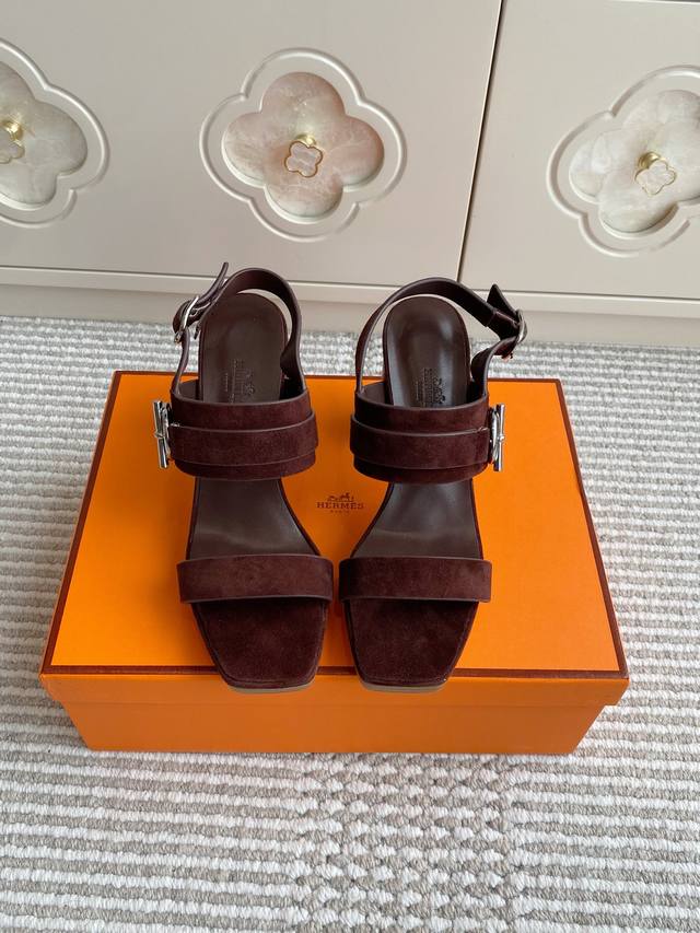 Hermes Kute series thick heel sandals Top quality Calfskin high heel sandals wit