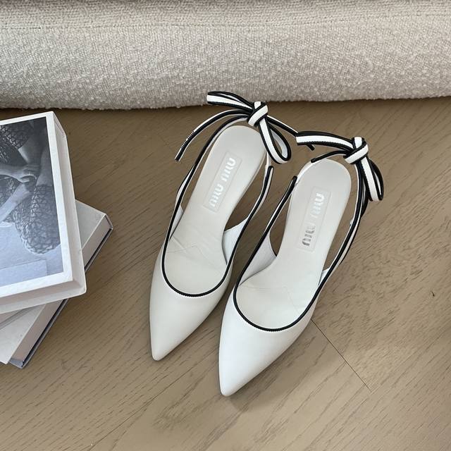 Miu Miu24 new pointed shallow-mouth single shoes Miumiu's high heels are so good