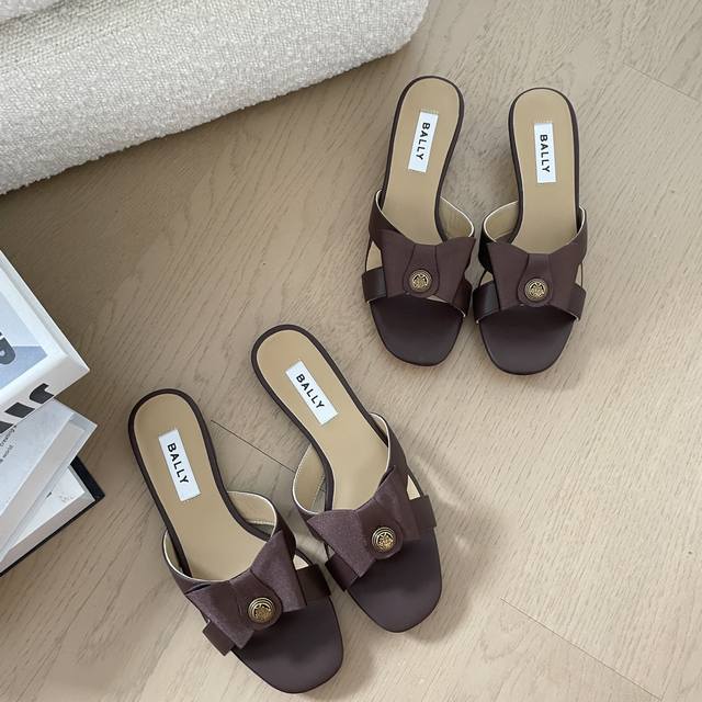 A pair of good shoes will take you to good places. It is not easy to choose a pa