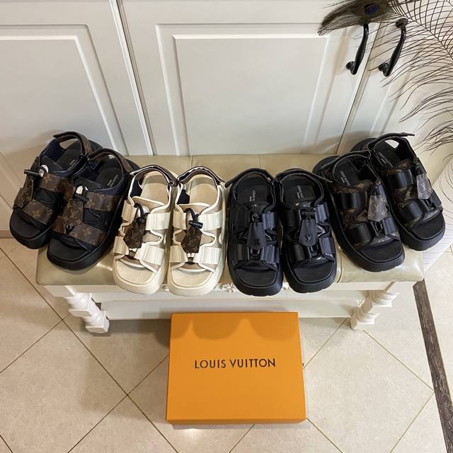 factory price P, Louis Vuitton sandals, London Fashion Week catwalk model, class