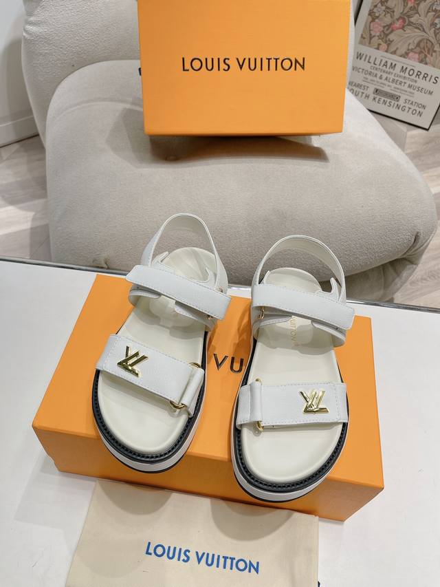 Thick sole Louis Vuitton women's new sandal Flat sandal with exquisite raffia up