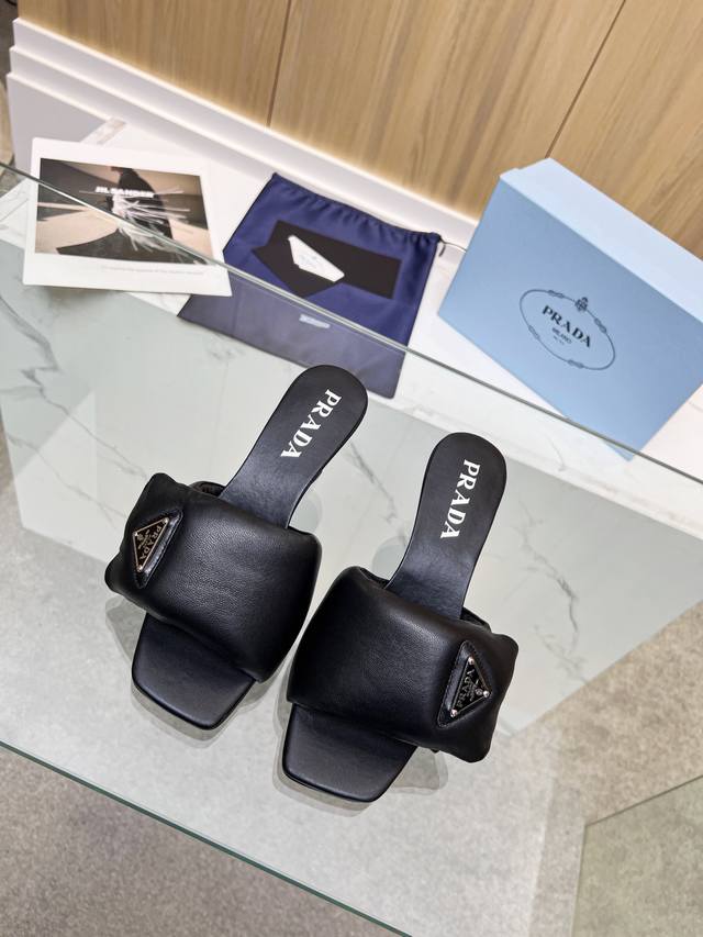 Top-quality Prada small heeled slippers Top-quality genuine 1:1 production, very