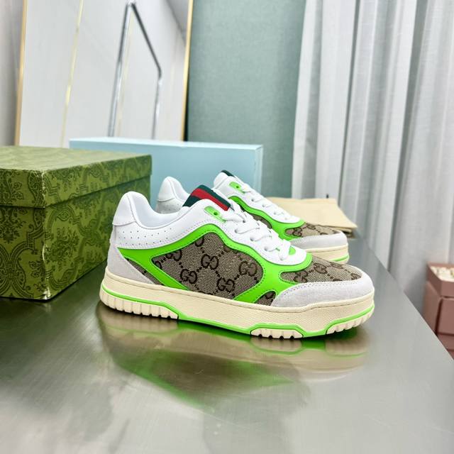 factory price Pp Men +10 Gucci low-top casual sports shoes, top version! Oil edg