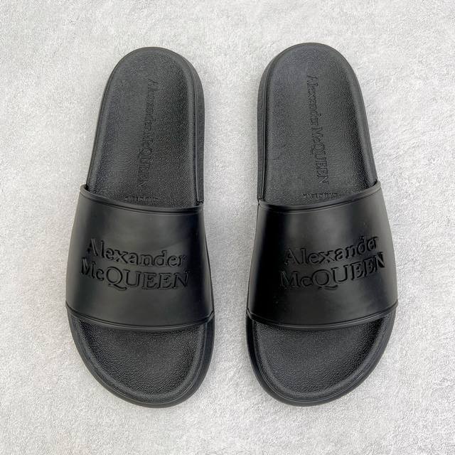 McQueen's latest thick-soled flip flops, the shoes have a unique personality and