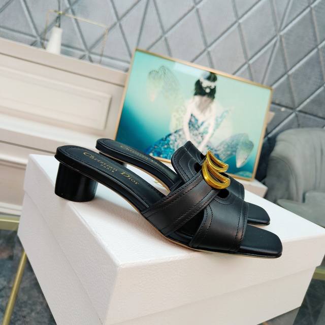 Dior's spring hit is here. This C'Est Dior low-heeled sandal is elegant and fash
