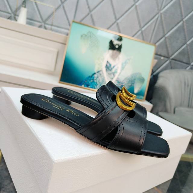 Dior's spring hit is here. This C'Est Dior low-heeled sandal is elegant and fash