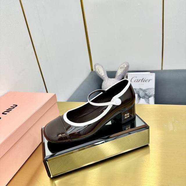 high version Miumiu Miu Miu 25Ss early spring catwalk new slip-on loafers Mary J