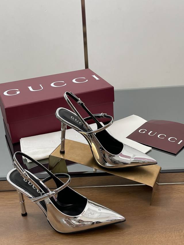 Gucc high-end boutique 2025 spring and summer new metal bamboo heel sandals bamb