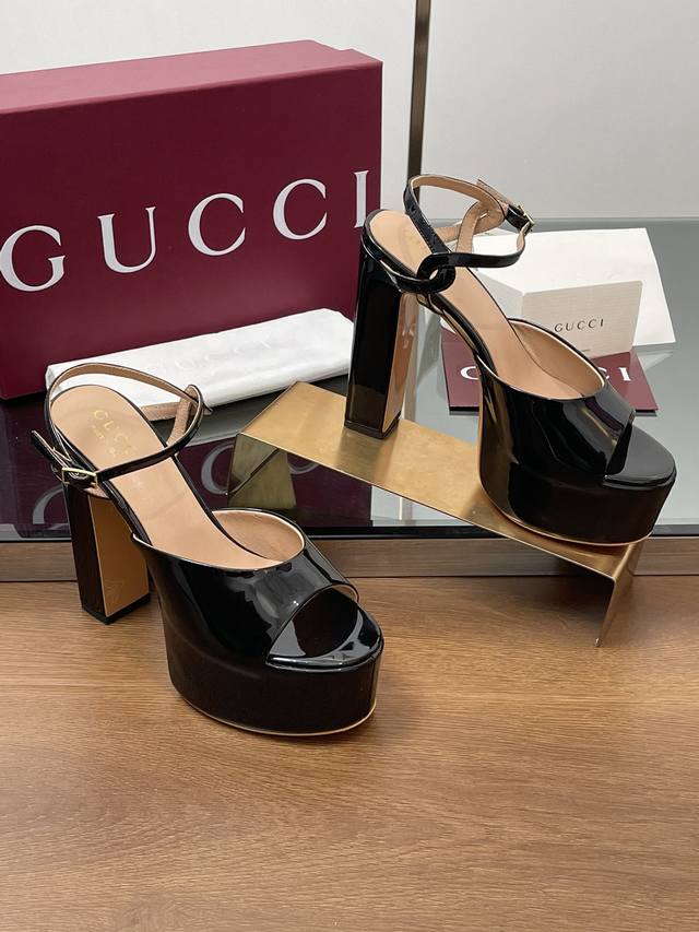 Gucci 2025 Spring and Summer New High-Heeled Waterproof Platform Sandals Fish-Mo