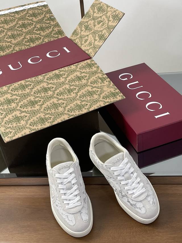 Lace surface Ankola wine red gift box airplane box packaging 2025Gucci Lido seri