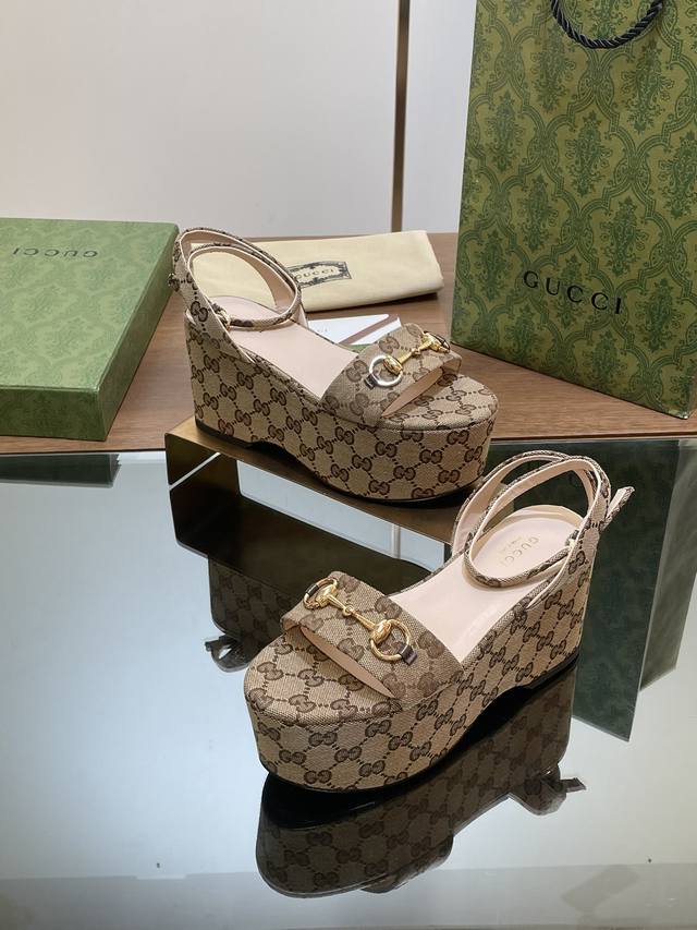 Genuine leather sole 1:1 high-end version Gucci Gucci's new summer waterproof pl