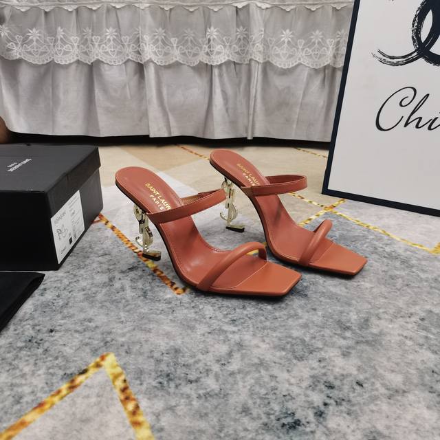 Ysl--New arrival 2025 official website synchronized new brand letter heel slippe