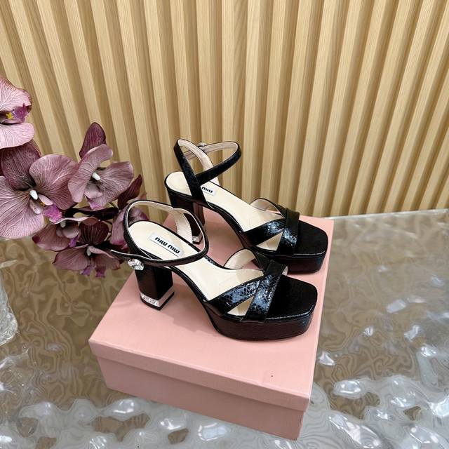 Miumiu 25S spring and summer new waterproof platform thick-heeled sandals with s