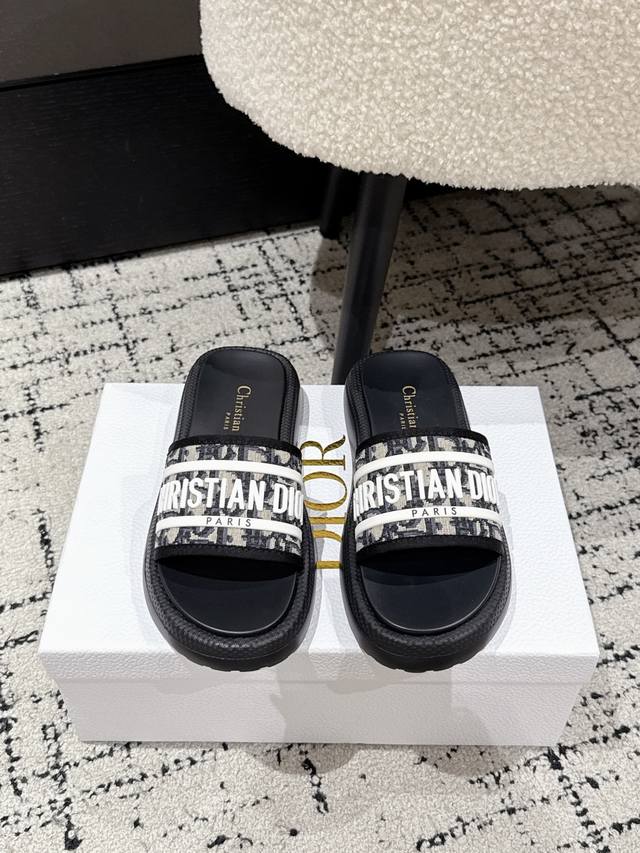 Women's Dior 25 The latest summer Velcro sandals and slippers Cute and elegant O