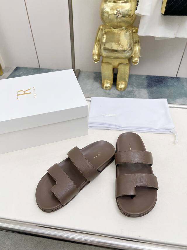Top version The Row 25Ss Spring and summer new simple wrinkled flat flip flops!