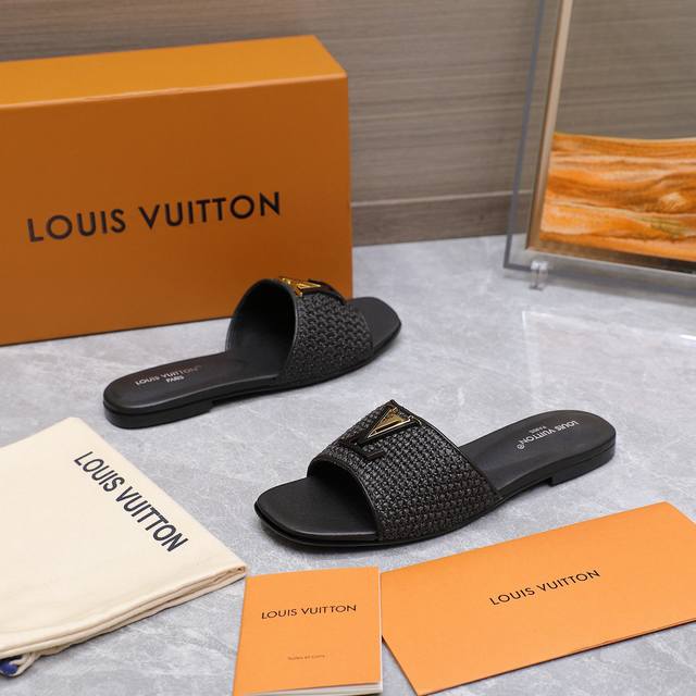 Top version Lv new slippers Original mold bottom flower Lv Louis Vuitton 2025 ea