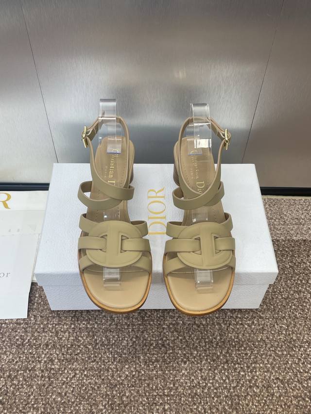 Dior 2025 Spring and Summer New D-Club Jelly Color Hollow Layered Cross Strap Mi