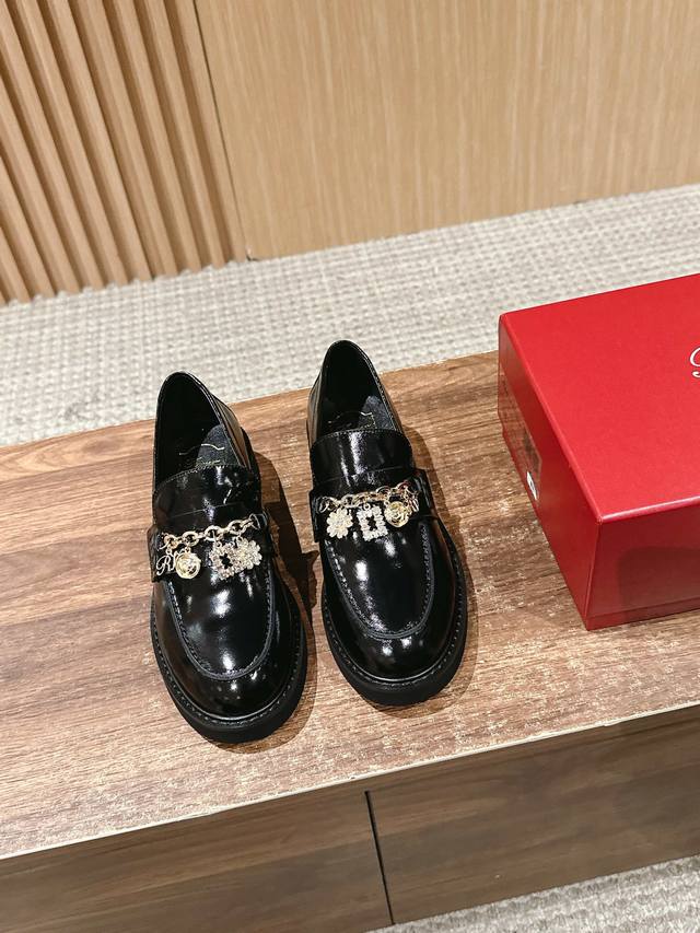 Roger Vivier spring and summer padded thick-soled ankle boots are handsome and s