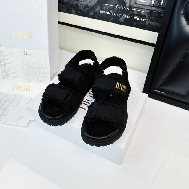 Sandals black canvas