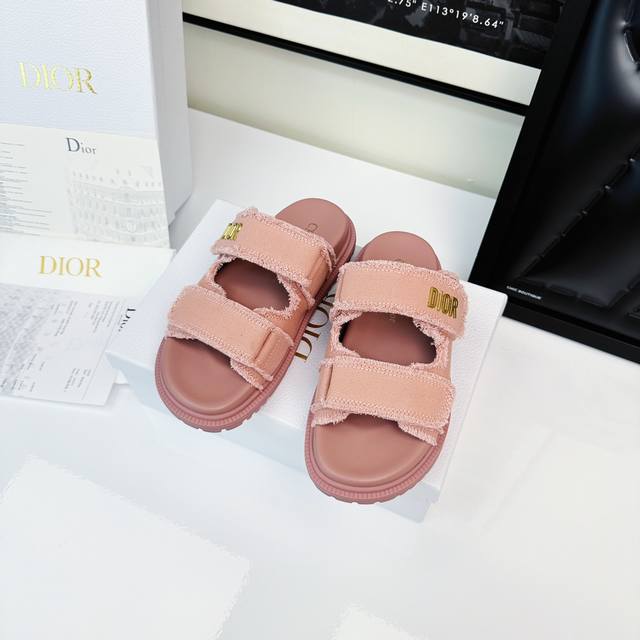 pink canvas