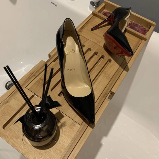 Smooth wave patent leather series Exclusive Year of the Rat original replica gif