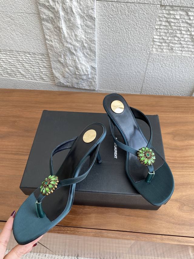 Top version: Saint Laurent 25Ss Summer new color diamond sunflower flip-flops st