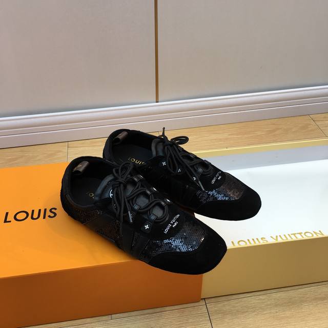 Louis Vuitton Spring and Summer Sneakerina series couple ballet sneakers, German