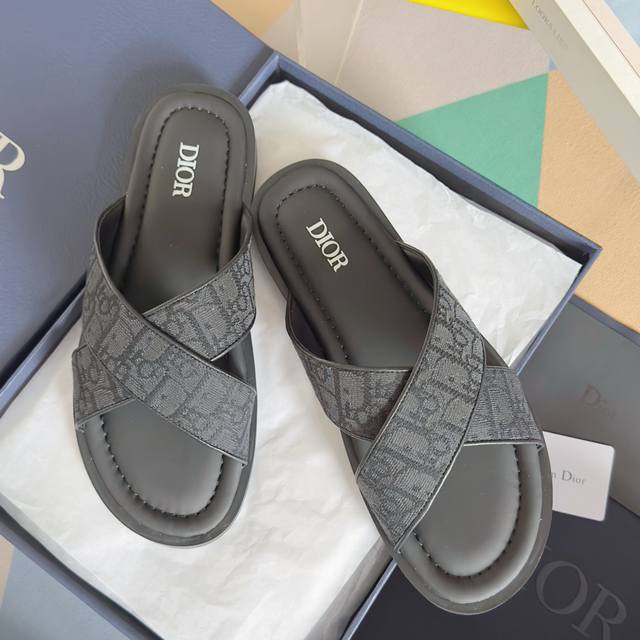 Top version: Men's Dior's latest Alias series men's cross-strap flip-flop sandal