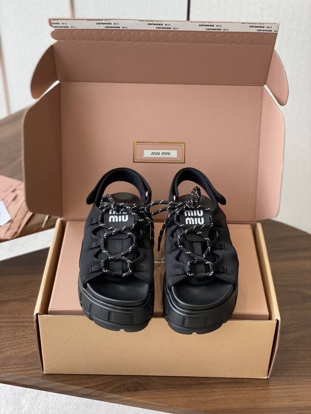 Miu Miu 25Ss Spring and Summer New Sawtooth Roman Thick-soled Sandals Retro, fas