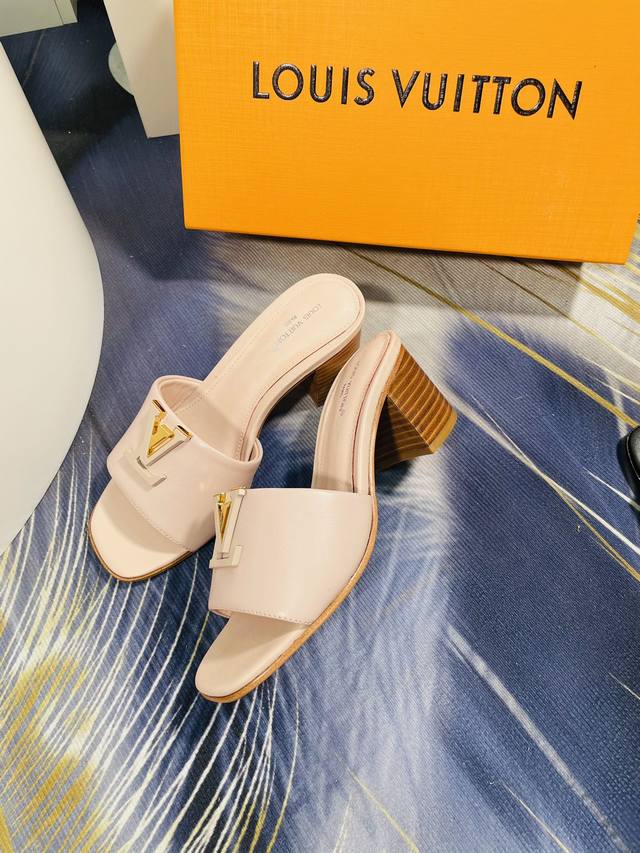 Spring and summer new products from LVJIA are available at the same time. A must