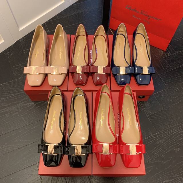 Factory: Classic Varina bow square toe flat shoes Although there are various ver