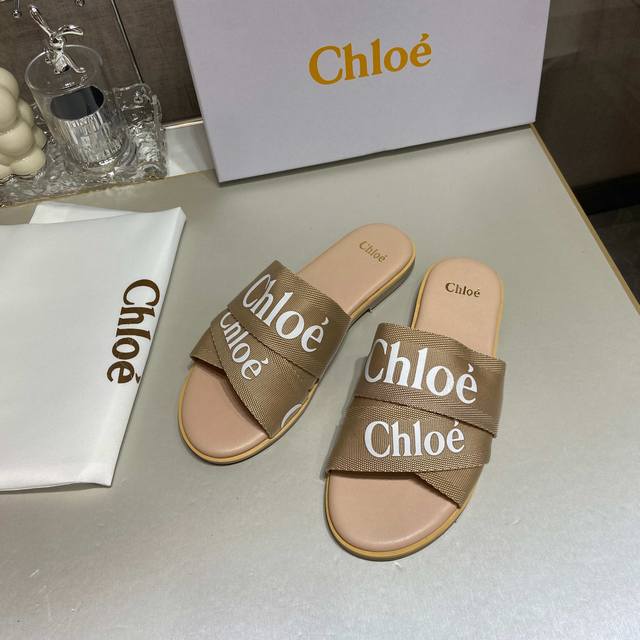 Factory: Chloe's daily flat slippers are hot. New version series products, good-