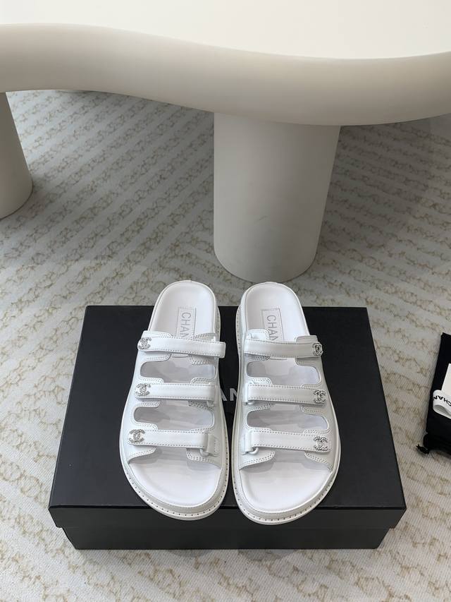 Factory: Chanel Chanel new half-slip sandals Classic upgraded three-row leather