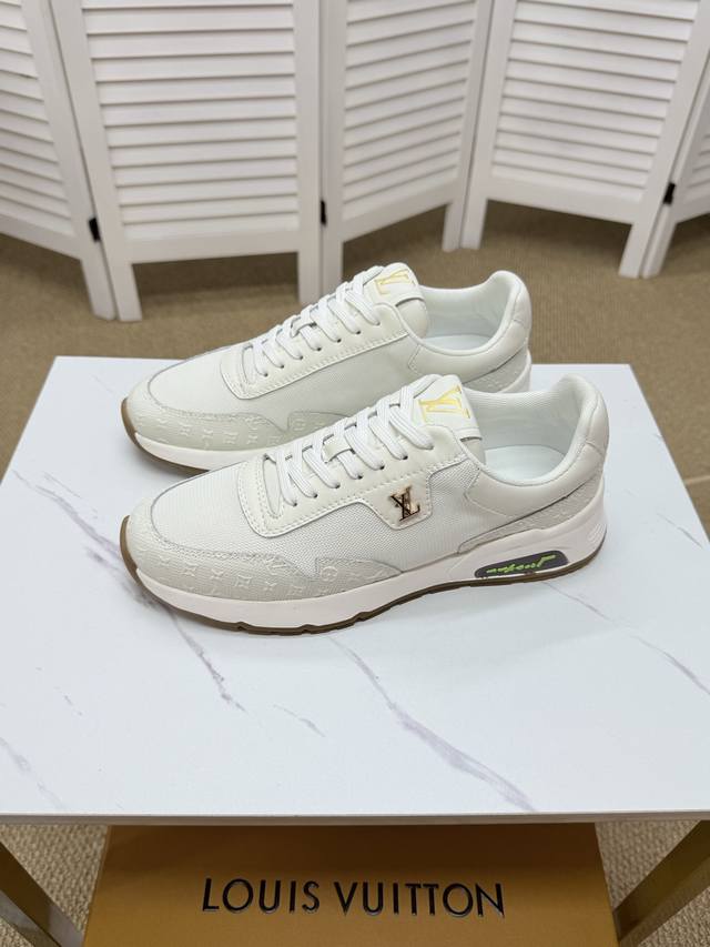 Lv-Louis Vuitton classic luxury brand sports casual men's shoes, imported origin