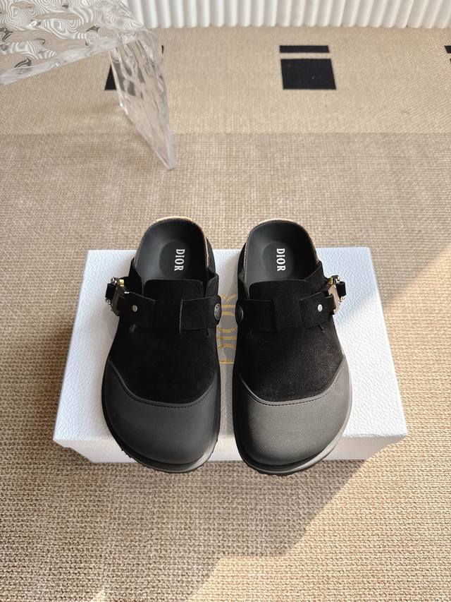 Dior X Birkenstock Global Limited Edition I was attracted by the collaboration o