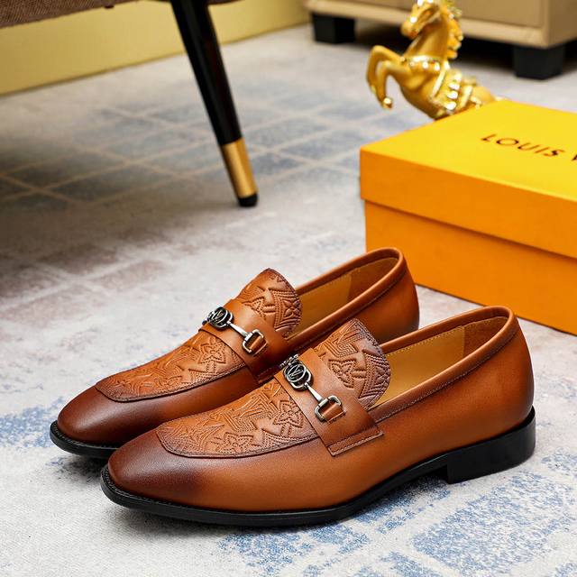 Factory P price Louis Vuitton new men's casual business leather shoes are copie
