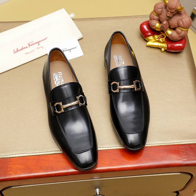 Factory P price Ferragamo Ferragamo hot-selling fashion casual shoes official we