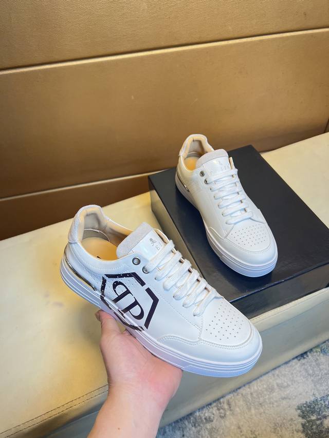 Pp Philips original quality. ~ Unique modern style sports shoes. A must-have for