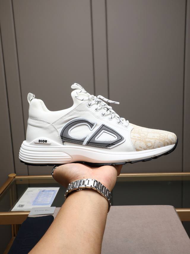 Dior Dior high-end series casual men's shoes, simple and elegant uppers made of