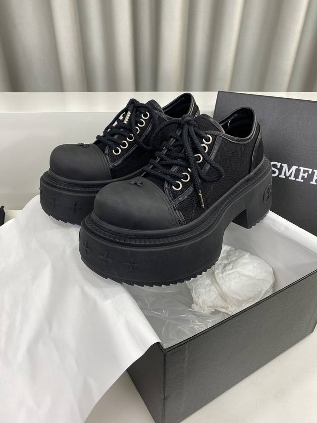 Direct sales women's shoes and women's clothing Smfk The latest hot cross-flowe