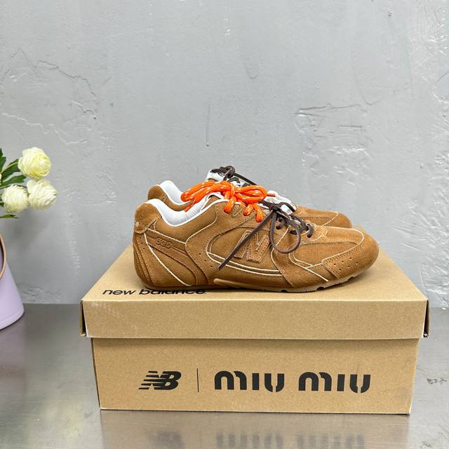 Direct sales women's shoes women's men's +10 couple's Miu Miu X New Balance Nb5