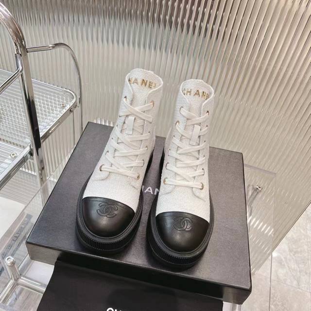 Direct sales women's shoes and women's clothing B Chanel autumn and winter esse