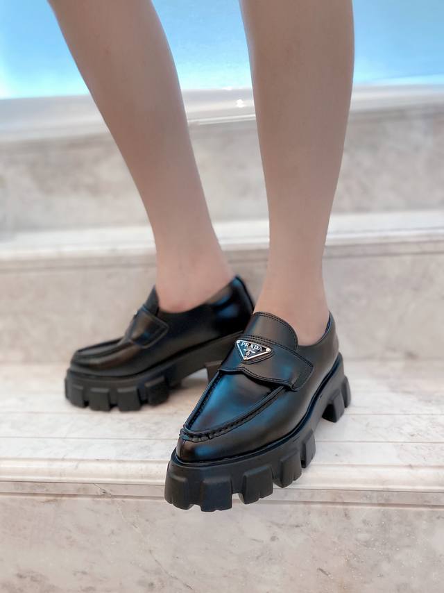 Direct sales women's shoes factory PP direct sales Prada Prada spring and summe